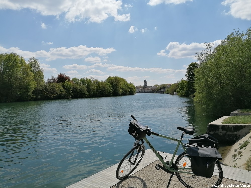 3 bonnes raisons de voyager seul(e) à vélo